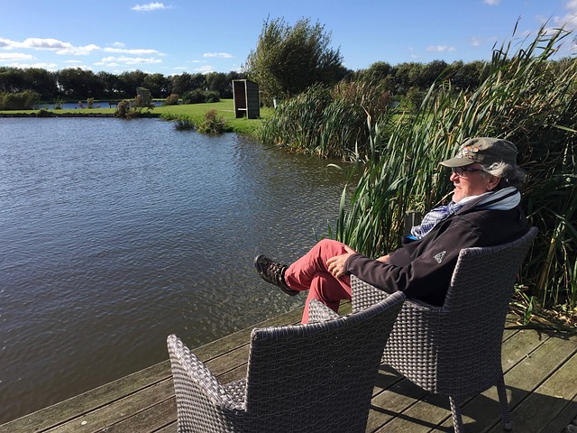 并在关键时 并在关键时